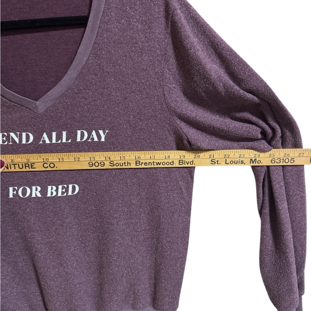 Wildfox Purple V Neck Graphic Sweatshirt I Spend All Day Getting Ready For Bed M - Picture 4 of 6